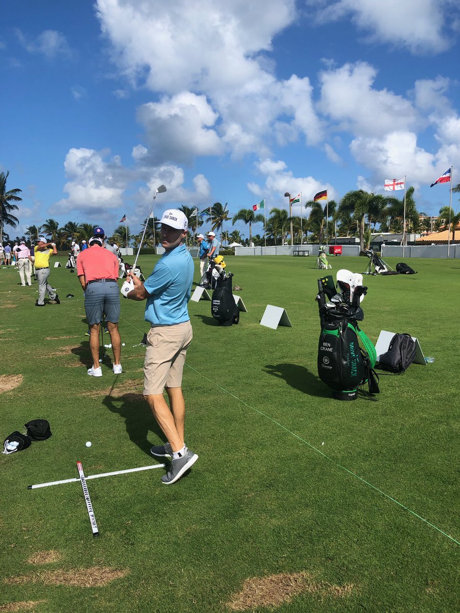 bencranegolf's tweet photo. This morning they were OB stakes and this afternoon they were hazard stakes. https://t.co/n02lKO0pSY