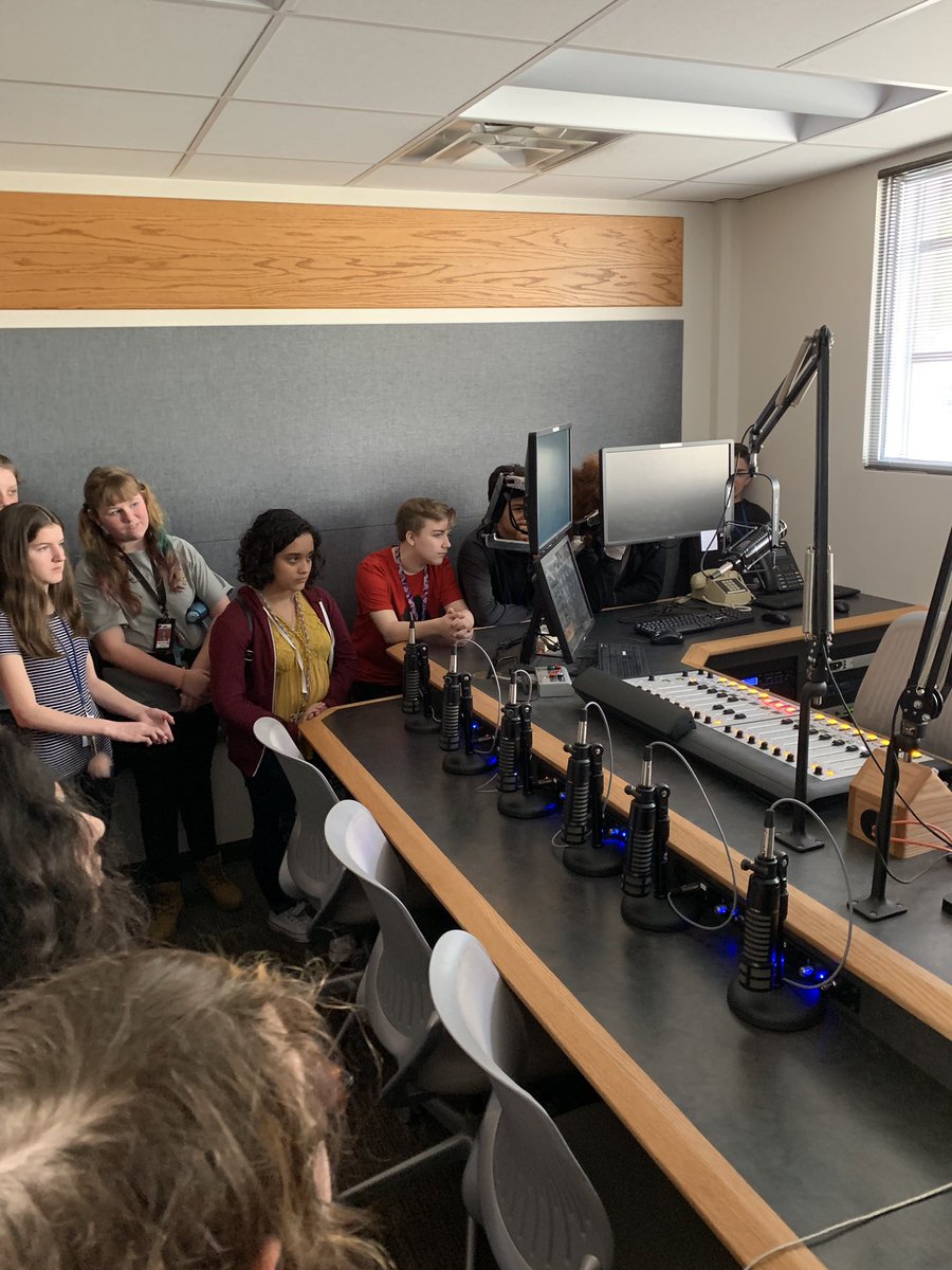 Better late than never, but last Friday I took my journalism students to @txst campus and toured @sjmctxst, @KTSW_899 and @UniversityStar. Thank y’all so much for showing us your facilities and recruiting possible future Bobcats!! #OurWorkMatters #RangersLeadTheWay