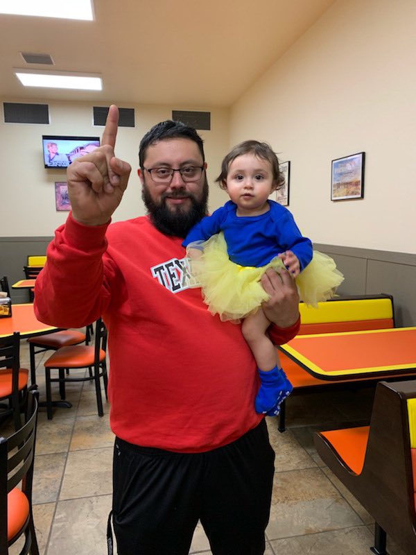 FastFredi33's tweet image. This kid loves basketball. Some kid had a ball, and she reached for it. @lipan_tx future state champion#23