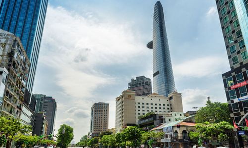 Hanoitimes2's tweet image. Calculating informal economic sector required to position Vietnam’s development path #Vietnam #informaleconomy  #developmentpath #GDPpercaptia #nationaldevelopmentstrategy #PrimeMinister #sustainabledevelopment 
hanoitimes.vn/economy/2019/0…