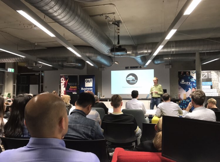 QUTEship's tweet image. We ♥️to see people, 💡💡 &amp;amp; #startups grow @QUTfoundry! Cheers🍻 @excisecloud: #IDEASlaunched ‘18 💰winners &amp;amp; now #QUT bluebox #accelerator team🙌