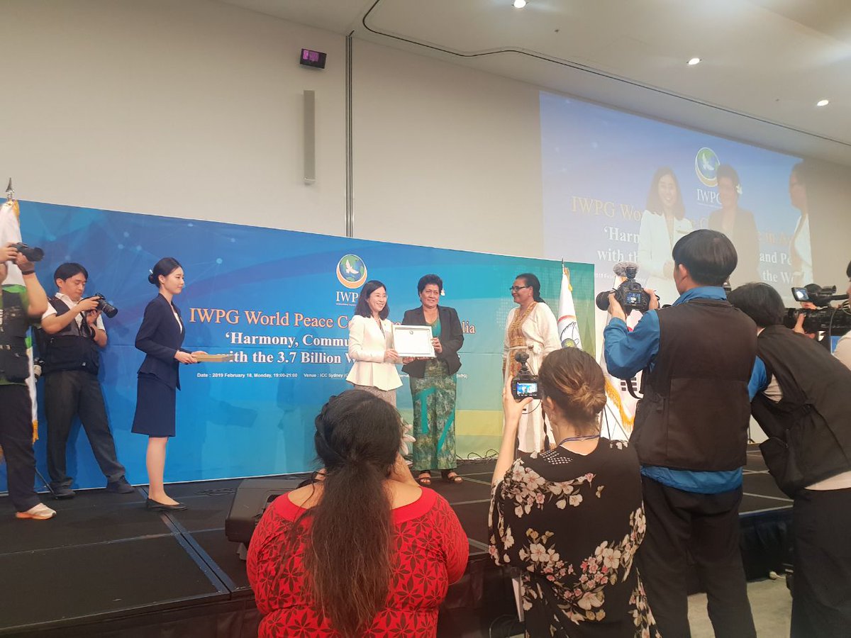 The IWPG World Peace Conference was held with current and former First Ladies of Oceania and Ambassadors from Australia. 

Many women in Australia joined and became peace advocates for the harmony and communication with the 3.7 billion women.

#peace #World_Peace #HWPL #IWPG