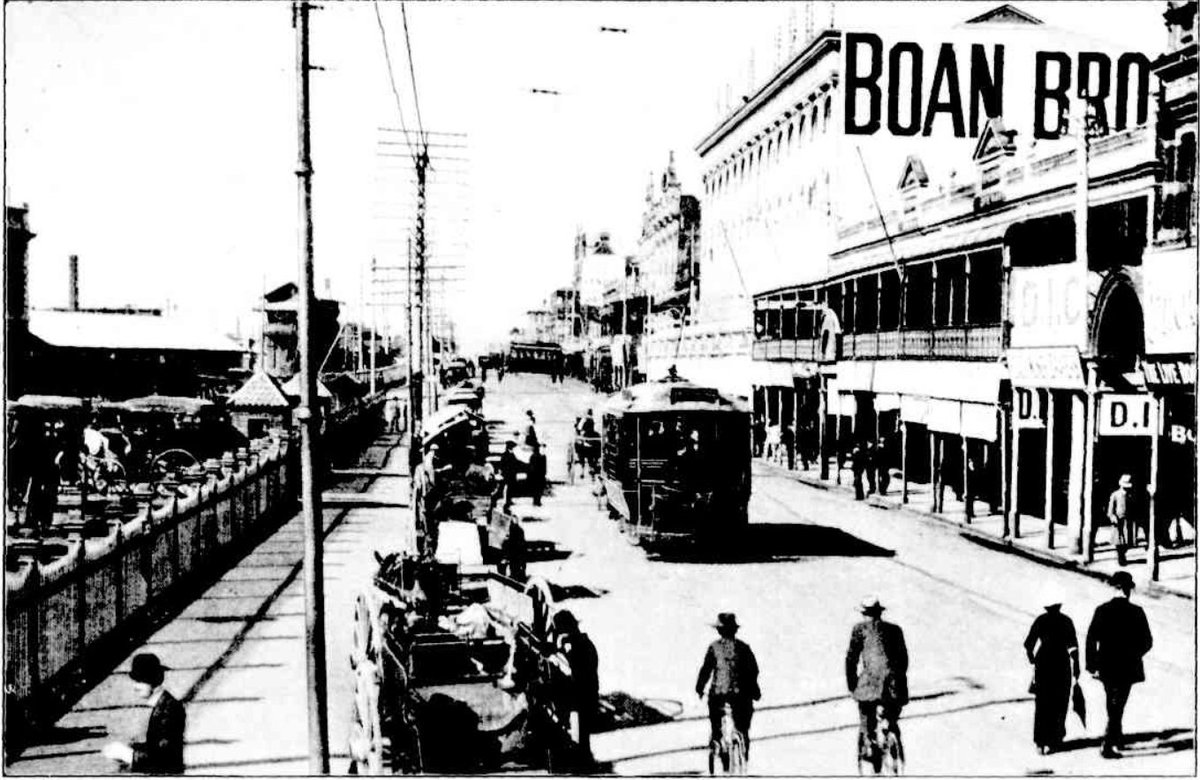 Looking east on #WellingtonStreet in #Perth circa 1912. Western Mail; 6 December 1912; Page 31.