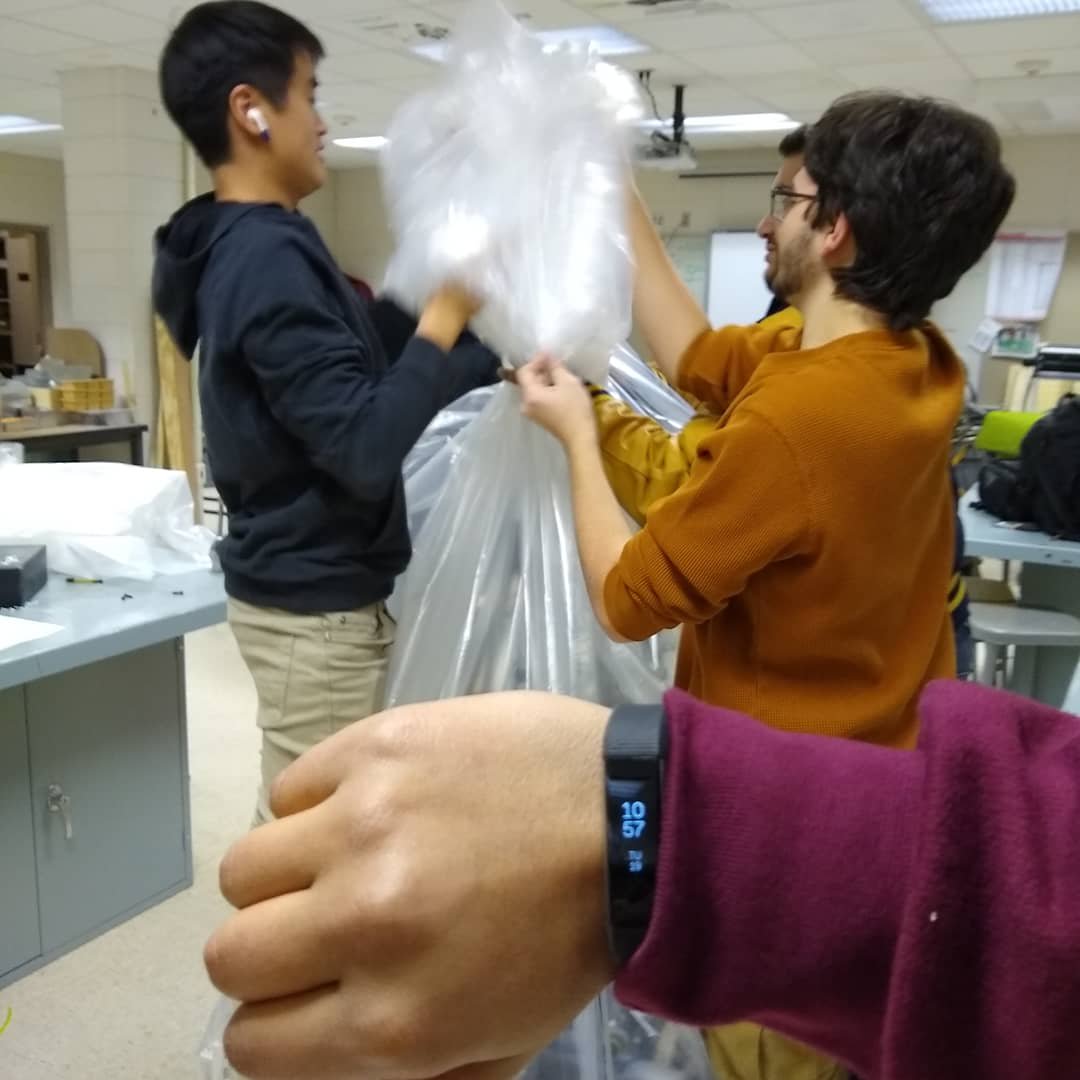 WayzataRobotics's tweet photo. Bagged, tagged, and excited for competition!! https://t.co/jBL4ruBUgB