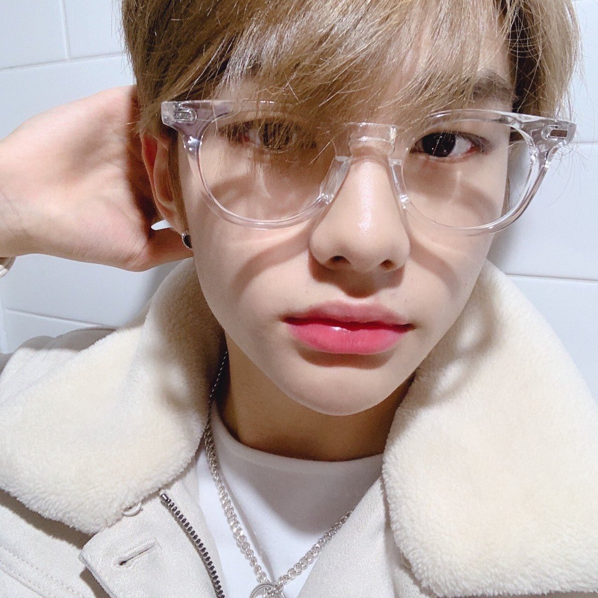 hyunjinpost's tweet photo. ©fansjyp https://t.co/vvQqt9YmCQ