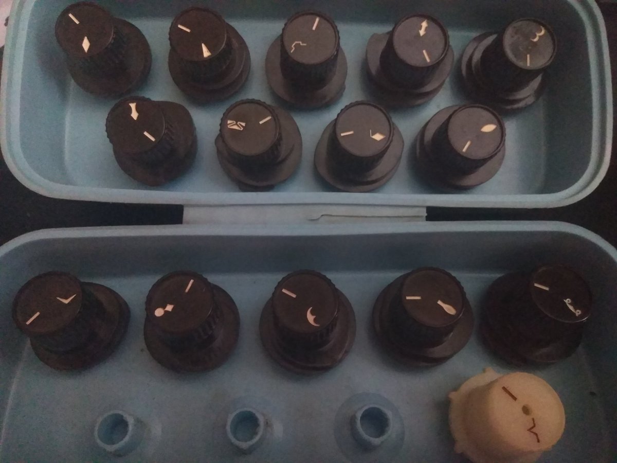 thejgal's tweet image. Anyone know what symbols are on these vintage brown knobs? What did they come off of? (: Thank you. I'm stumped!! #vintageknobs  #tryingtofigurethisout #retroknobs #imstumped #ineedanswers