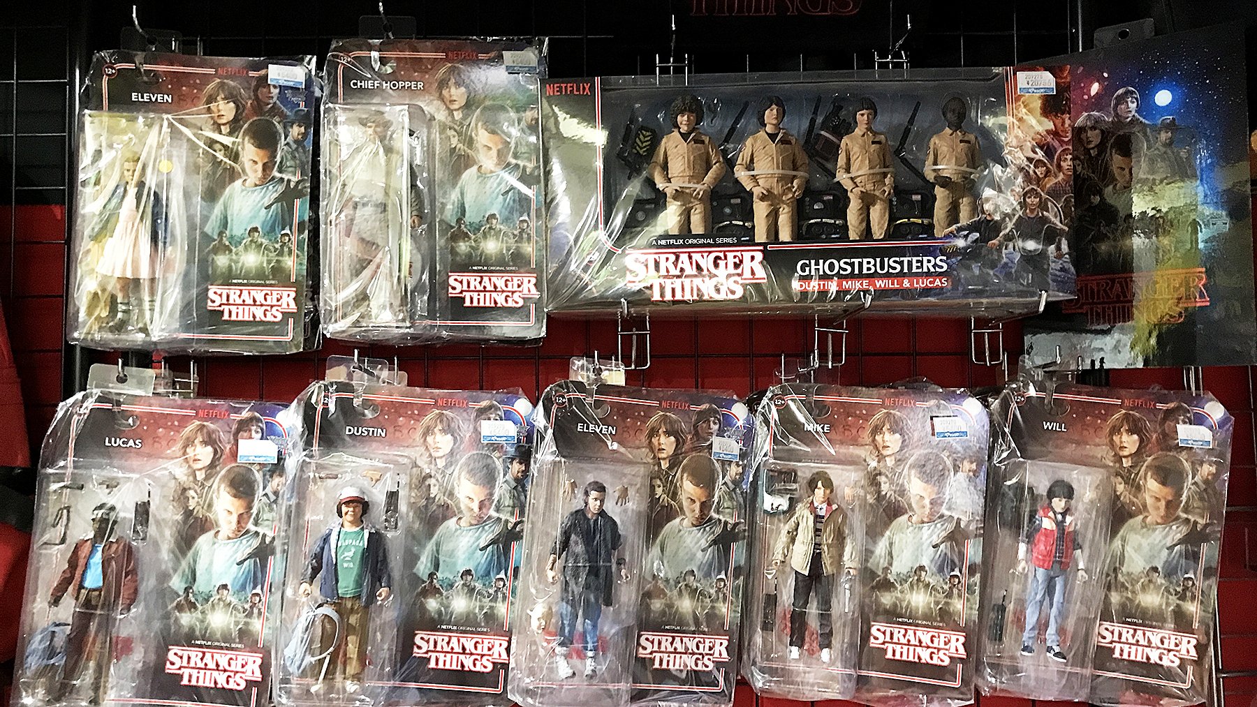 ストレンジャー・シングス スティーブ 限定フィギュア 【公式通販】