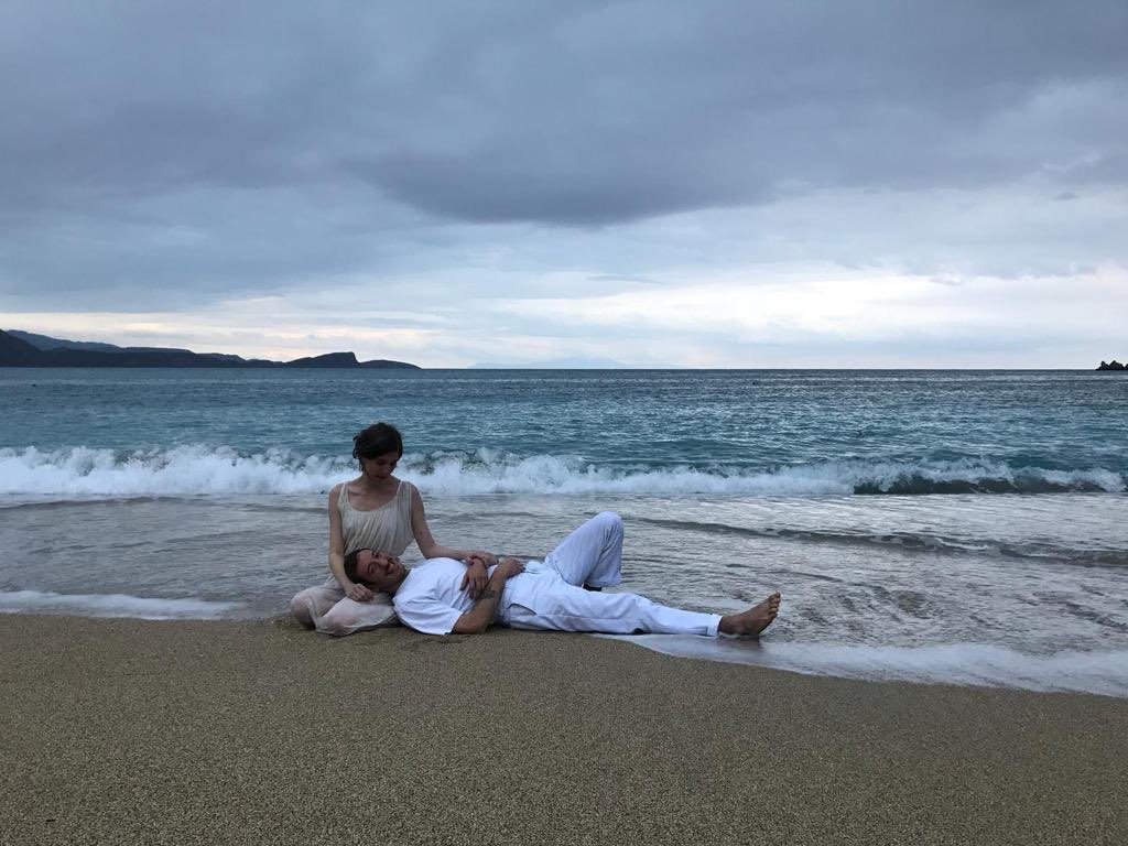 NOUVEAU CLIP le 26 Février Restez connectés