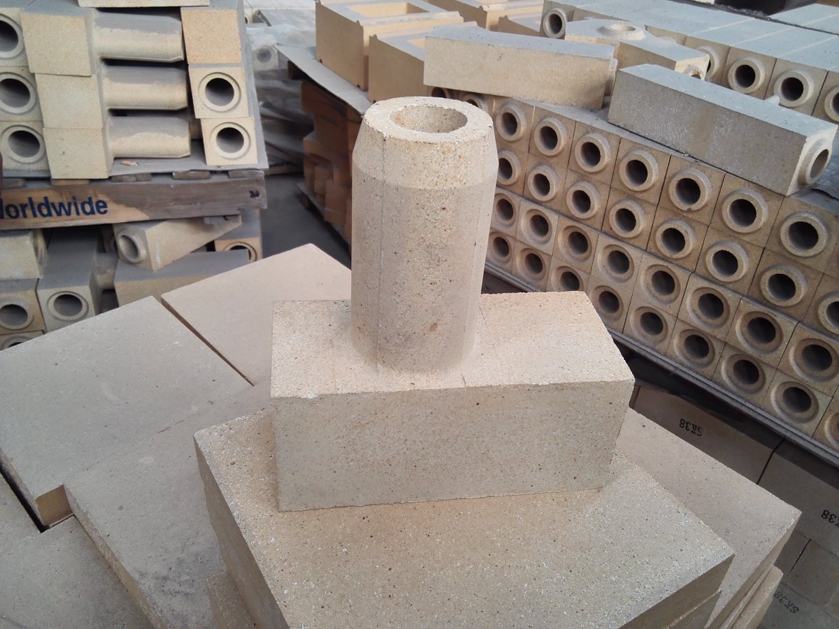larefractory's tweet image. End Gate Bricks for ingot casting applications.
#foundry #metallurgy #steel #refractory
ms3f.com/iBlOv2
Welcome to inquire,we can do the shapes as your demand.