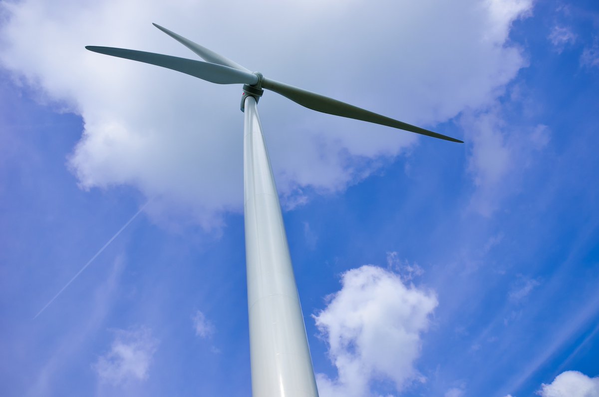 Nieuw voor ondernemers: goedkope 100% groene stroom van uw eigen windmolen. 
windcentrale.nl