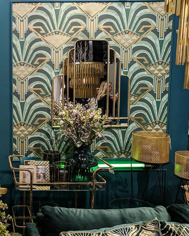 carmennatschke's tweet photo. Ambiente trends spotlight: jewel-tone colors, art deco exuberance and nature inspired motifs.
#ambiente19 #ambiente #interiors123 #theeverygirlathome #designhounds #elledecor #deco #designhome #interiordesignideas
#interior #interiordesign #interiorarchitecture #interiorsty… https://t.co/hjCThKoRGD