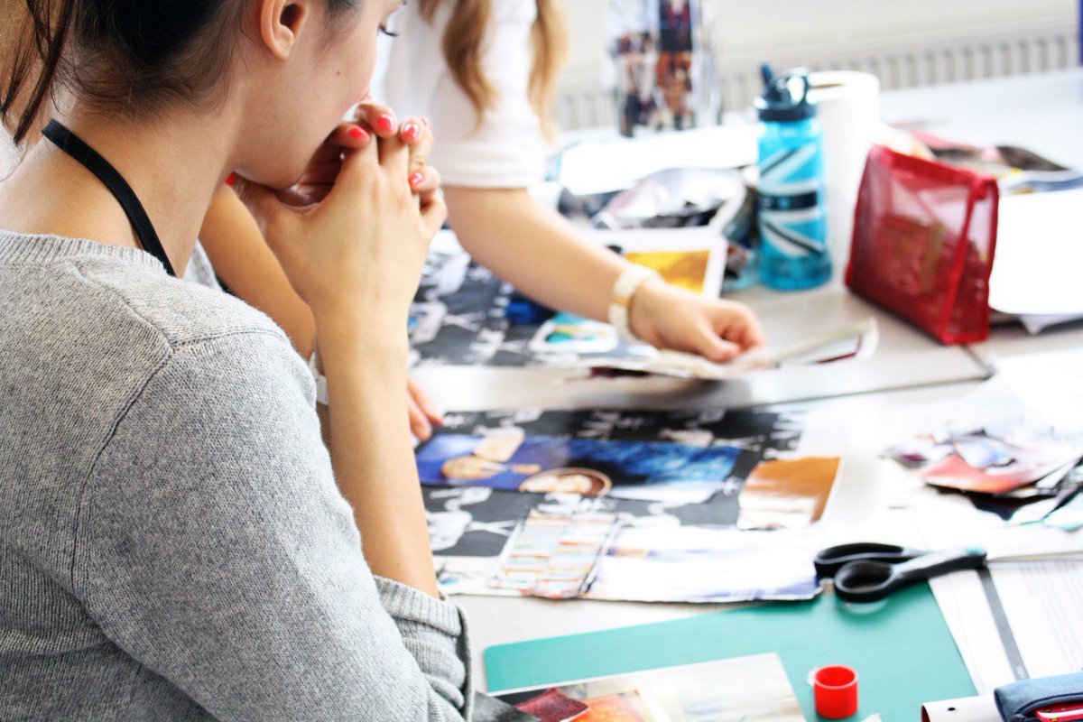 How does education prepare students for interior design practice? Listen to the latest ep w Jenny Gibbs <a href="/KLCSchool/">KLC School of Design</a> <a href="/SusieRumbold/">Susie Rumbold</a> <a href="/TessutoInterior/">Tessuto</a> for insights and advice - link in profile <a href="/BIIDtalk/">BIID</a> #interiordesign #designeducation #interiordesigner #interiors #interiorjobs