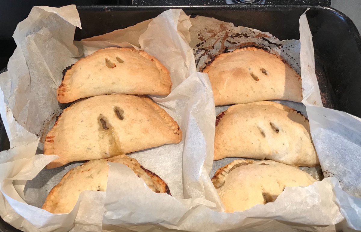 Today’s pastries...scouse pasties with rosemary shortcrust pastry. howtofeast.com/home-cooking/w…