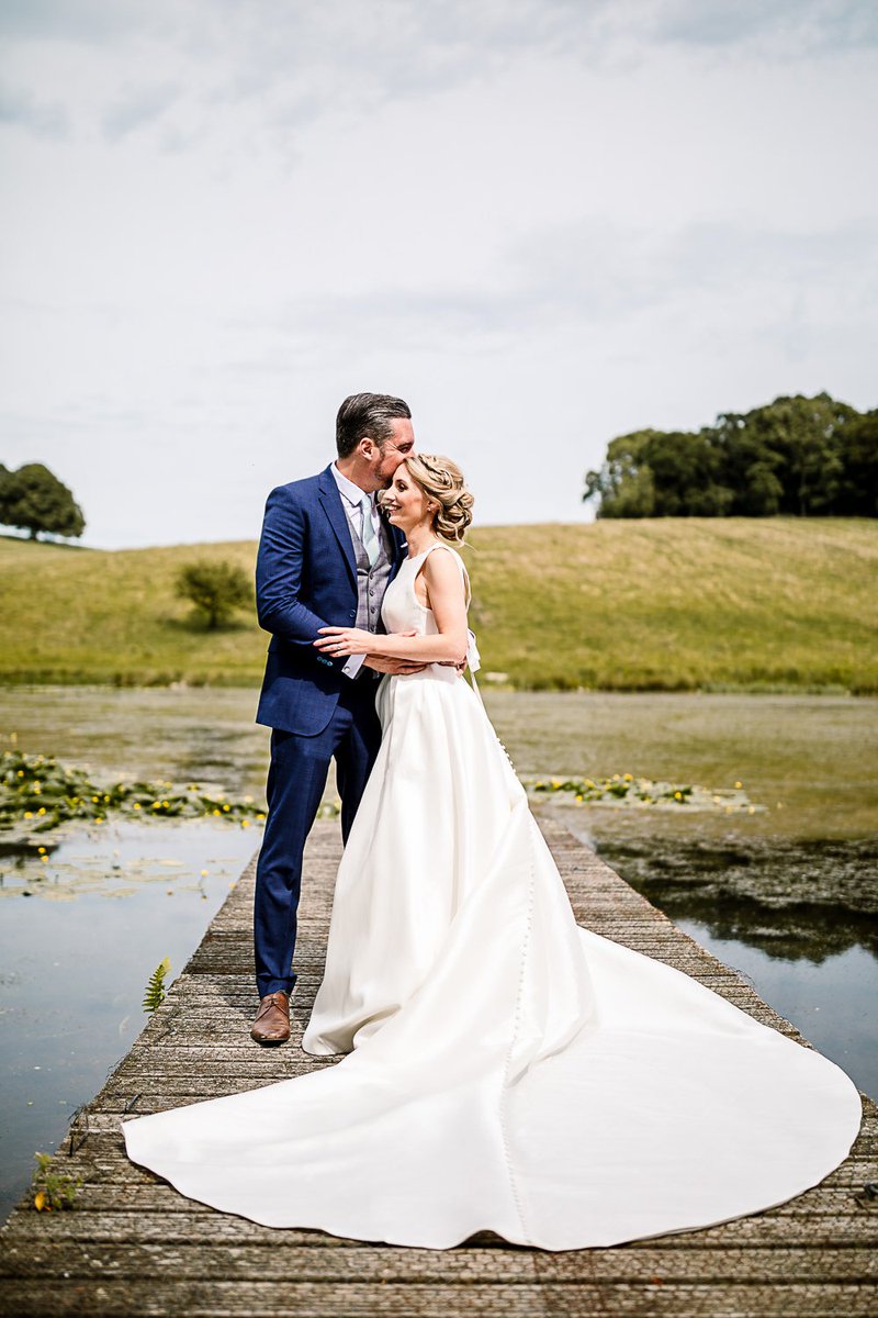 W_W_WeddingBlog's tweet image. Nick and Natalie's wedding // whimsicalwonderlandweddings.com/coniston-hotel… thanks to @baxter_photo  @waltandblossom @conistonhotel @ted_baker @avarosehamilton @CreativeYorks