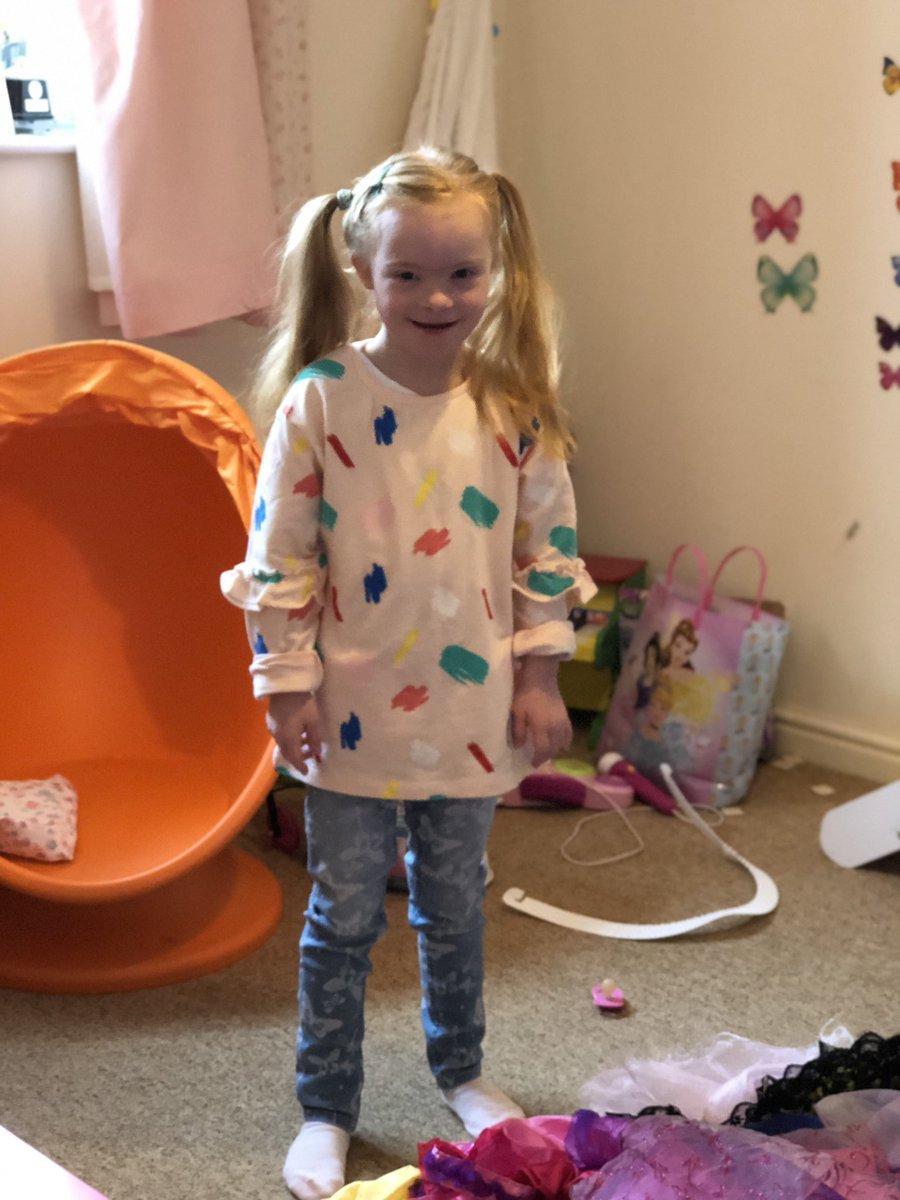 lizbobchilton's tweet photo. #bootsminiclub #fearnecotton @bootsminiclub @Fearnecotton I love this sweater ! @Shine21march #Downsyndrome #thisgirlcan https://t.co/vwjd4HofVb