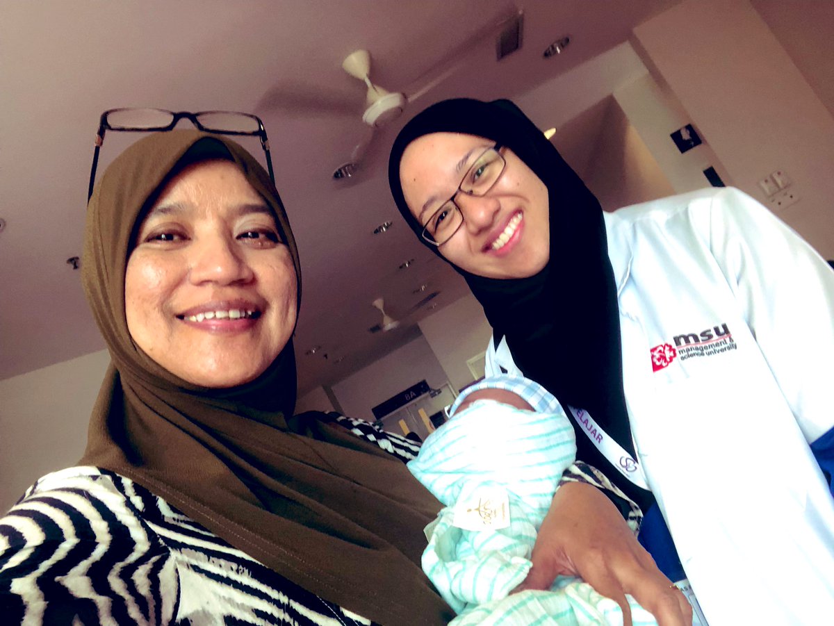 HalinahAtan's tweet photo. Proud to meet our @MSUIMS 3rd year student, Shahira, at the O&amp;G ward Hospital Shah Alam. 

p/s: My observation: our students don clean, white lab coats compared to others. #moreprofessional👩🏻‍🔬 

@MohdShukriYajid @MSUmalaysia 
#futuredoctor #MSUmalaysia #mygrandson https://t.co/MscibienC2