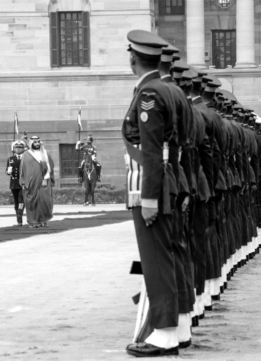 Badermasaker's tweet image. #ولي_العهد في كُلِّ أرض .. وتحت كُلِّ سماء سلامٌ وفخر .. و قِمم تُرسم  #ولي_العهد_في_الهند