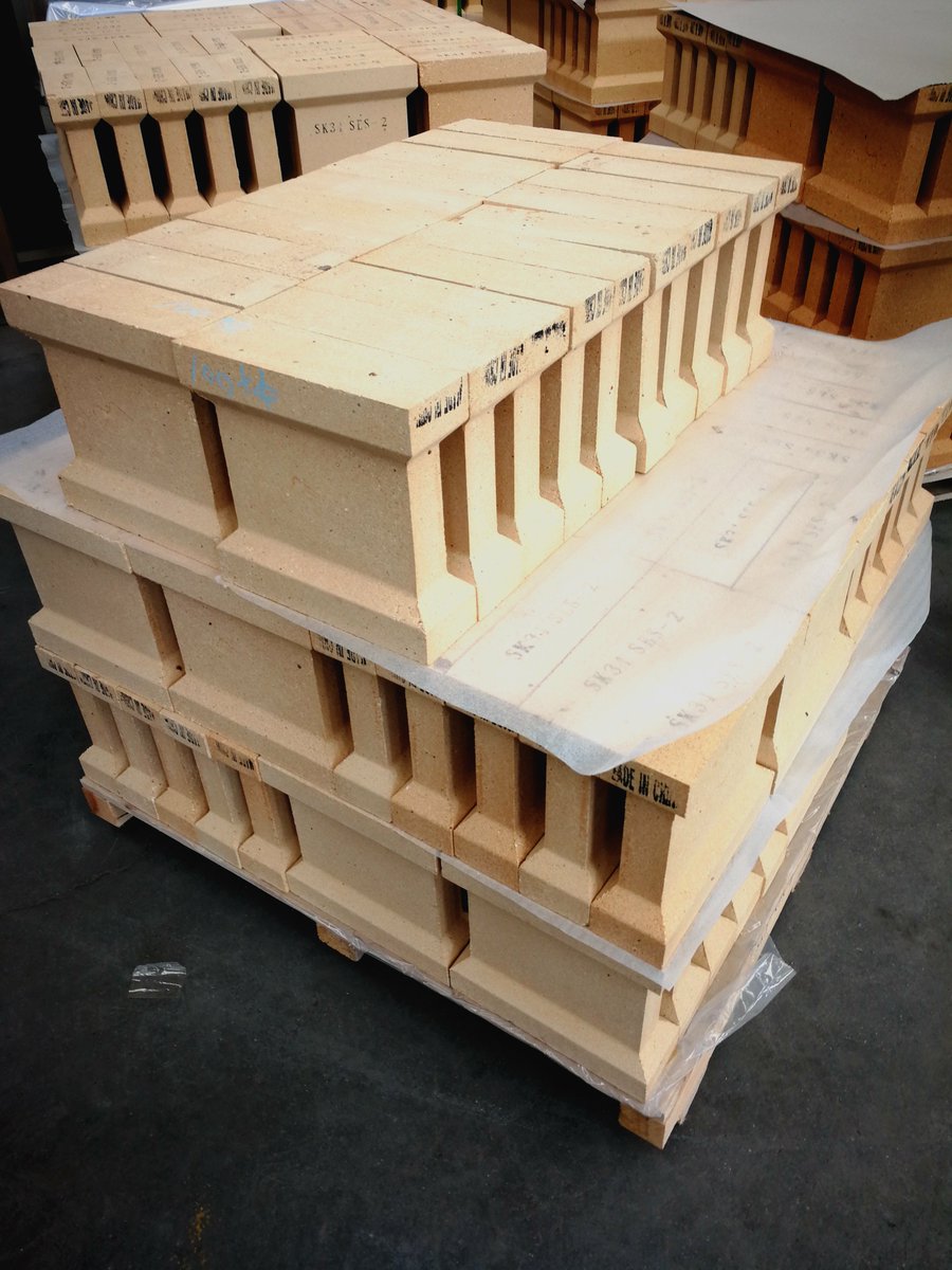 larefractory's tweet image. Restart production!!!
Welcome to inquire,we can supply the OEM,Mixing loading services and so on.
#insulation #refractory #steel #foundry #metallurgy
insulationrefractory.com