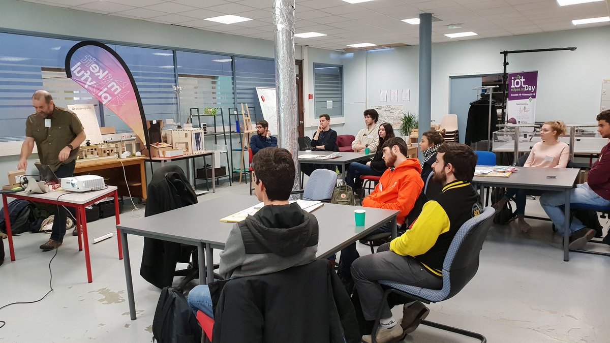 floki_io's tweet photo. Comment aider les chercheurs à étudier les marmottes sans les stresser au moment de les capturer ?
Joli défi à relever pour les étudiants :)
#Hacktoncampus #IoT https://t.co/cZVbQig4HP