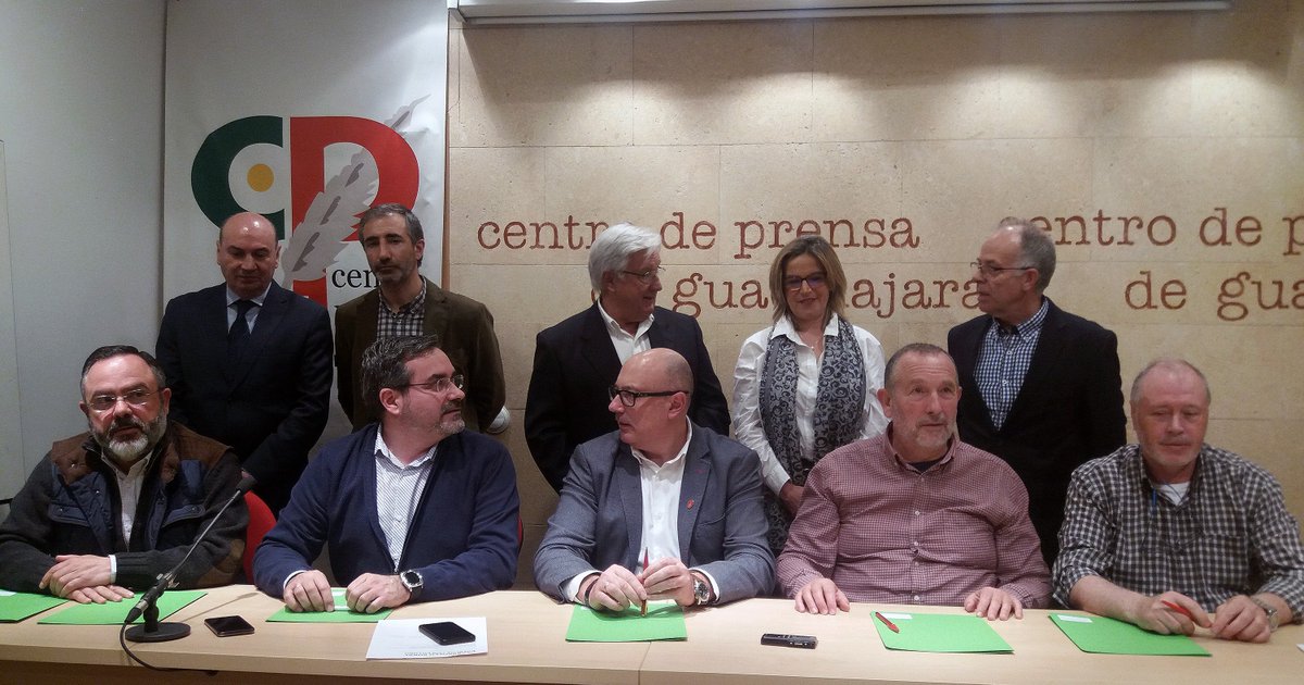 📃🖊️El 'Manifiesto de Sigüenza' contra la #despoblación🏚️ continúa recabando apoyos, entre los que se encuentran REDR y <a href="/RECAMDER/">RECAMDER</a> 
🎙️Secundino Caso, pdte. REDR: «Se ha conseguido que el problema del despoblamiento figure en la agenda de las instituciones»
bit.ly/2tsgB4R