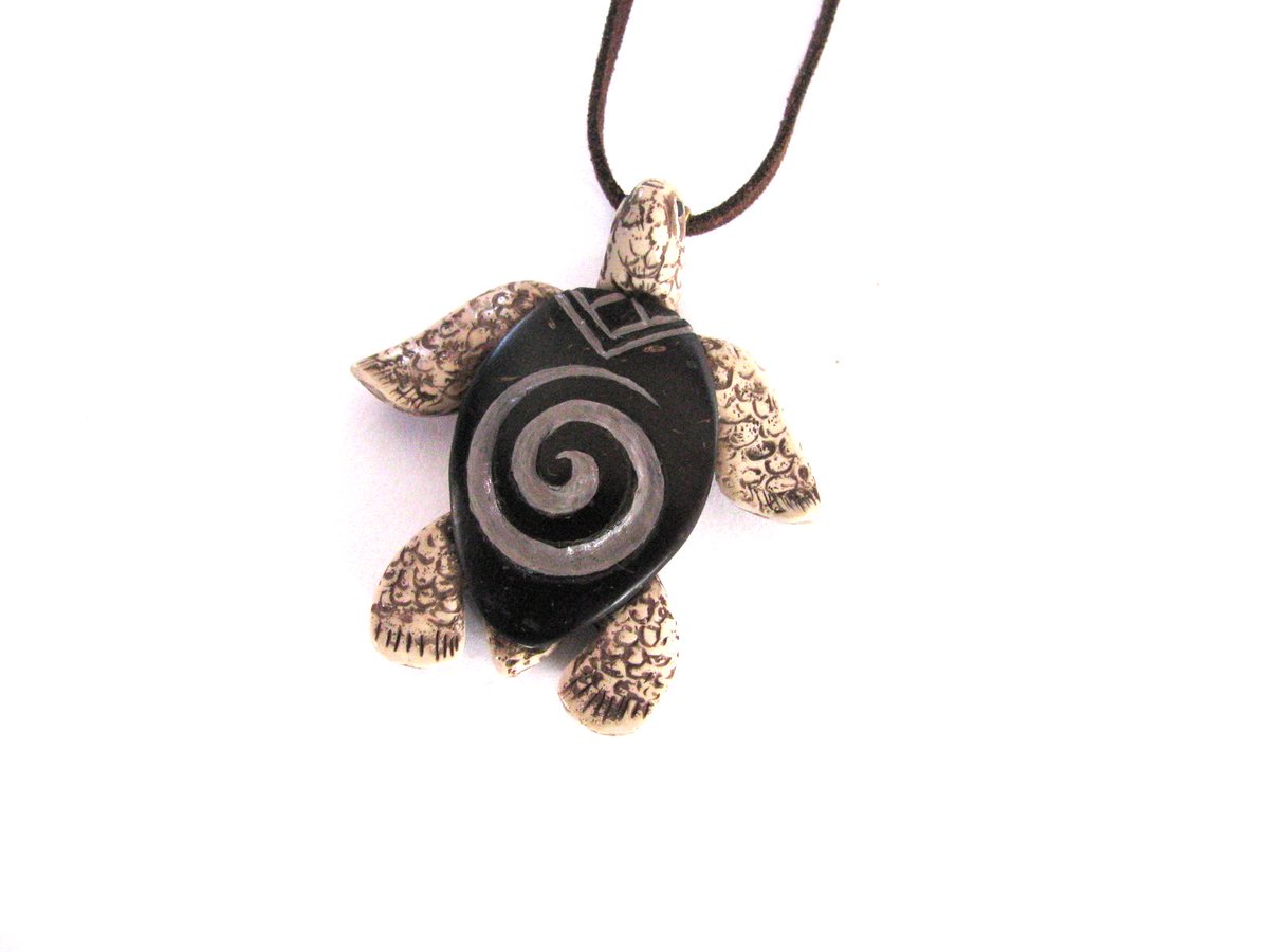 #turtle #seaturtle #HandmadeHour #handmadegifts #craft #Hawaii #aloha #alohaselcaday #pets #animals #AnimalKingdom #animal #TemptedByArt #TemptedByArtJewelry @EtsyUK @etsypro @EtsyClub @EtsyManchester #bohochic #bohojewelry #tribal #Tribals #Handcrafts etsy.com/uk/listing/669…