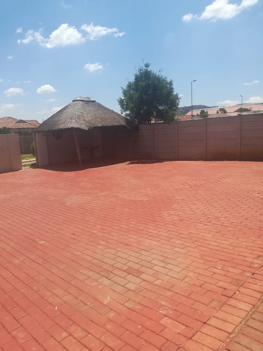 THATO MATSHOSA Property sales (Mazazos) Twitter