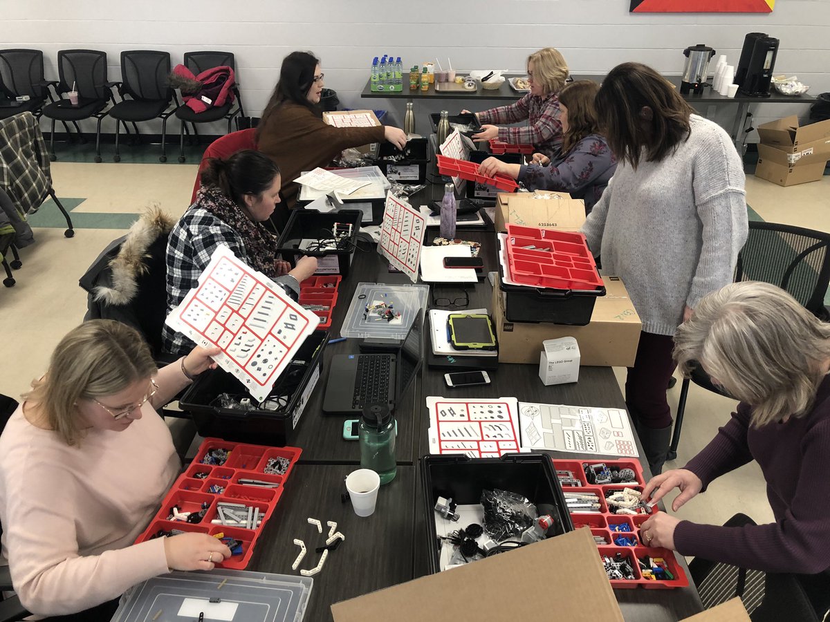 MrJonathanPratt's tweet image. So much LEGO! RCDSB teachers are unboxing EV3 robots and getting them ready for students. #RCDSBTechX is going to be huge this year! Biggest yet!