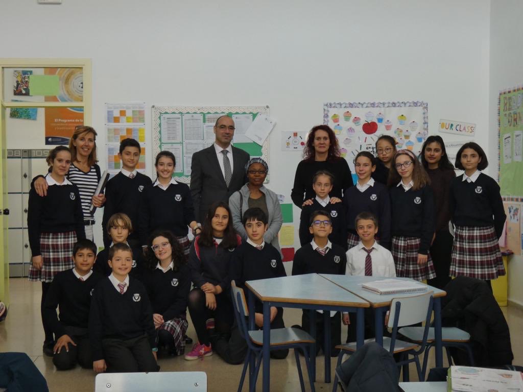 siyakulaproject's tweet photo. Nokwesi’s visit around our school! @institucionsek @sekalboran @wealboran https://t.co/6tpmm8772i