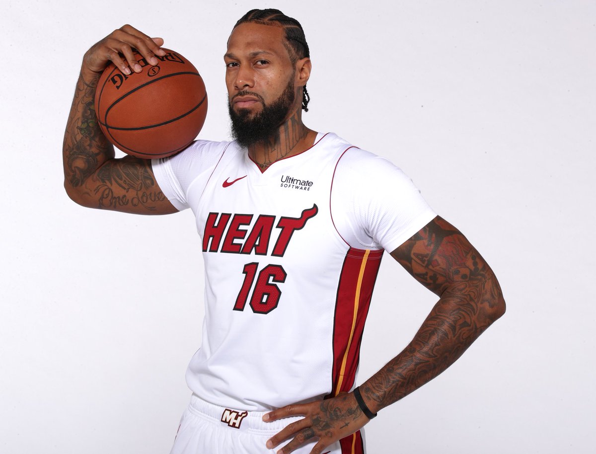 Join us in wishing @IamJJ16 of the @MiamiHEAT a HAPPY 32nd BIRTHDAY! #NBABDAY #HeatCulturepic.twitter.com/q6vJL4qeG5 http://srhlink.com/QzJR5G