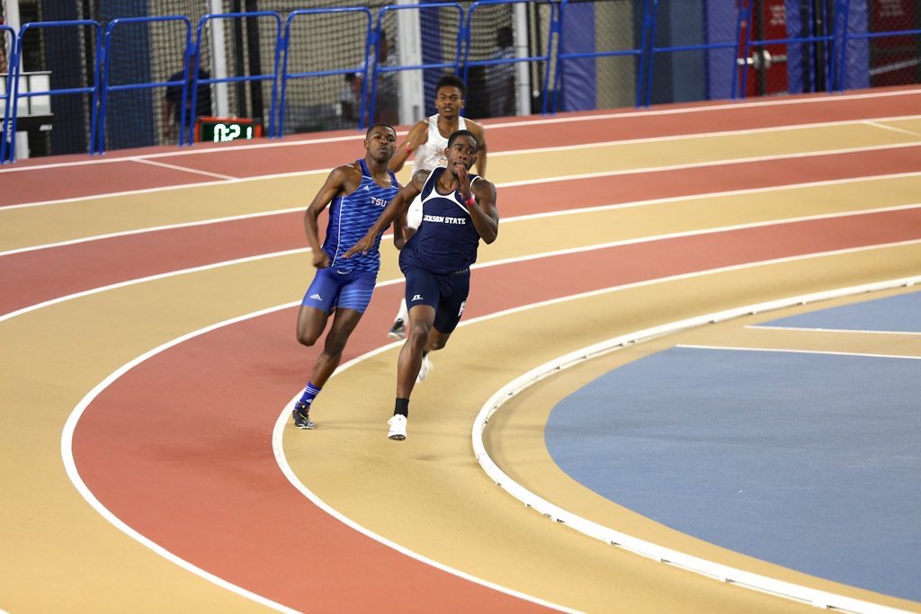 TheMainePuma's tweet photo. Look Out.... IM COMING!!!!
#PumaGod #TheMainePuma #DudeFromFlushing #Jsu #Track #WorkingHard #Patience #Puma #ForeverFaster https://t.co/6xSEvnq4n8