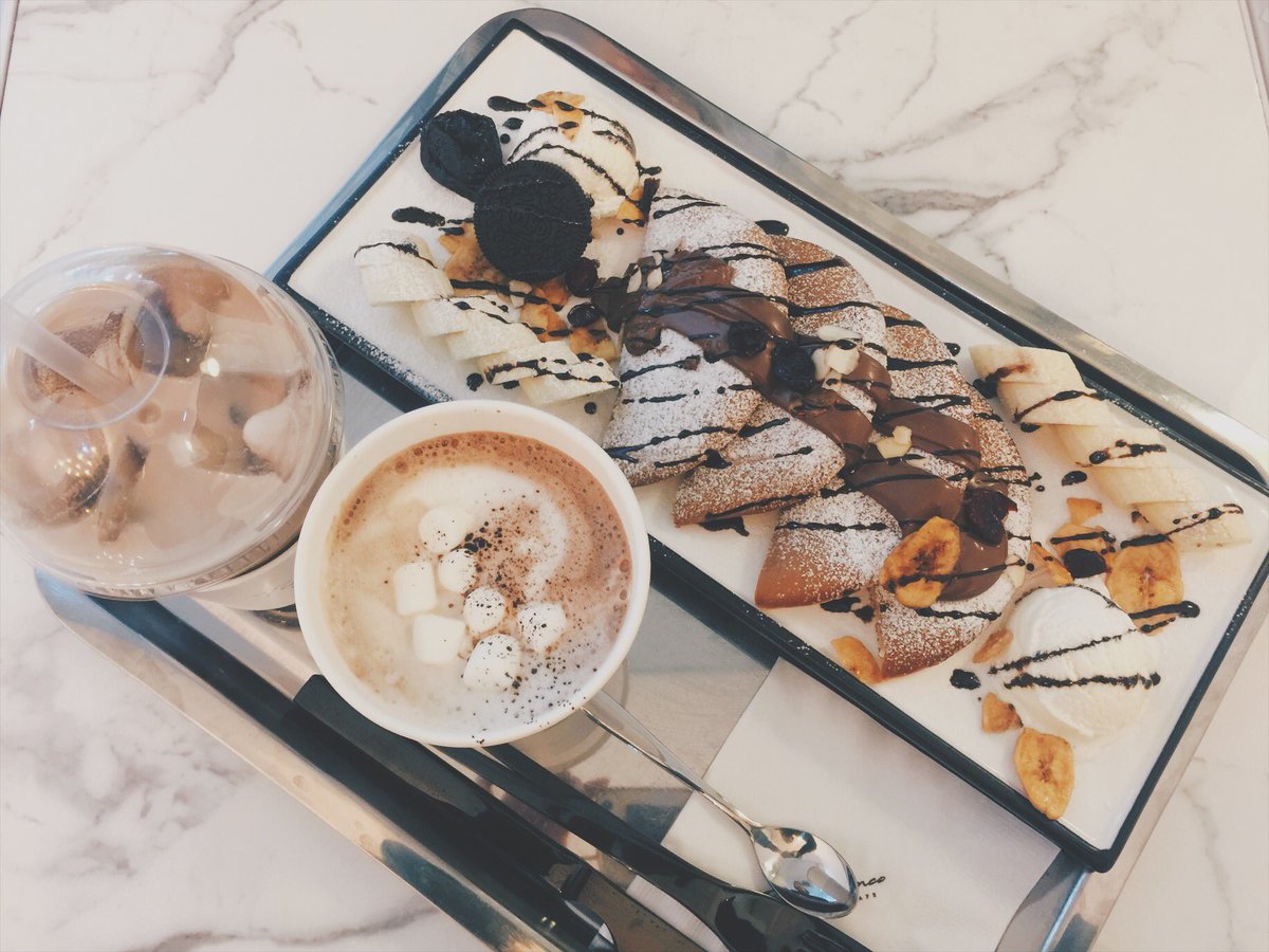 MIN9YUX6's tweet photo. 📍 #คาเฟ่เกาหลี #รีวิวคาเฟ่ 

" ร้าน TIGRE BLANCO "
— พิกัด Nonhyeon exit 3

🌟 เมนูแนะนำ
- Tigre pancake black (choco) 

💗 อร่อยมากๆ ไม่แพงด้วย เจ้าของร้านน่ารักมากกก ㅠㅠ พูดภาษาอังกฤษได้ ร้านปิดตี2 อยู่เล่นกันยาวๆได้เลย มีมุมซุกผ้าห่มอุ่นๆด้วย
#รีวิวเกาหลี #อร่อยไปแดก https://t.co/Zv3b6qwQYD