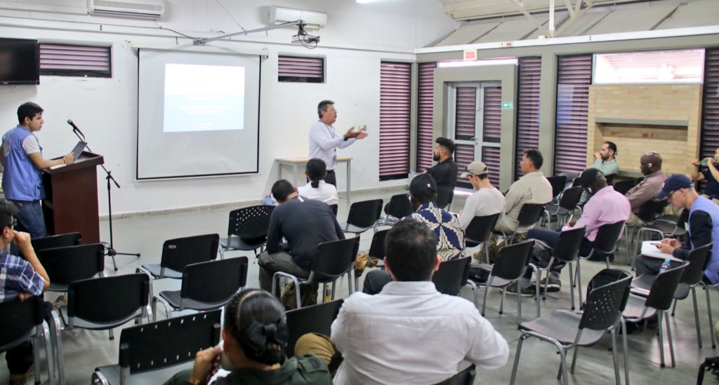 CRIMJUST_UNODC's tweet image. Experts from @UNODCColombia  “Integrated Monitoring System for Illicit Crops” #SIMCI share comprehensive &amp;amp; technical exposure ➡️ Strengthened knowledge on cocaine production &amp;amp; trafficking procedures enables participants to design efficient strategies to counter #drugtrafficking