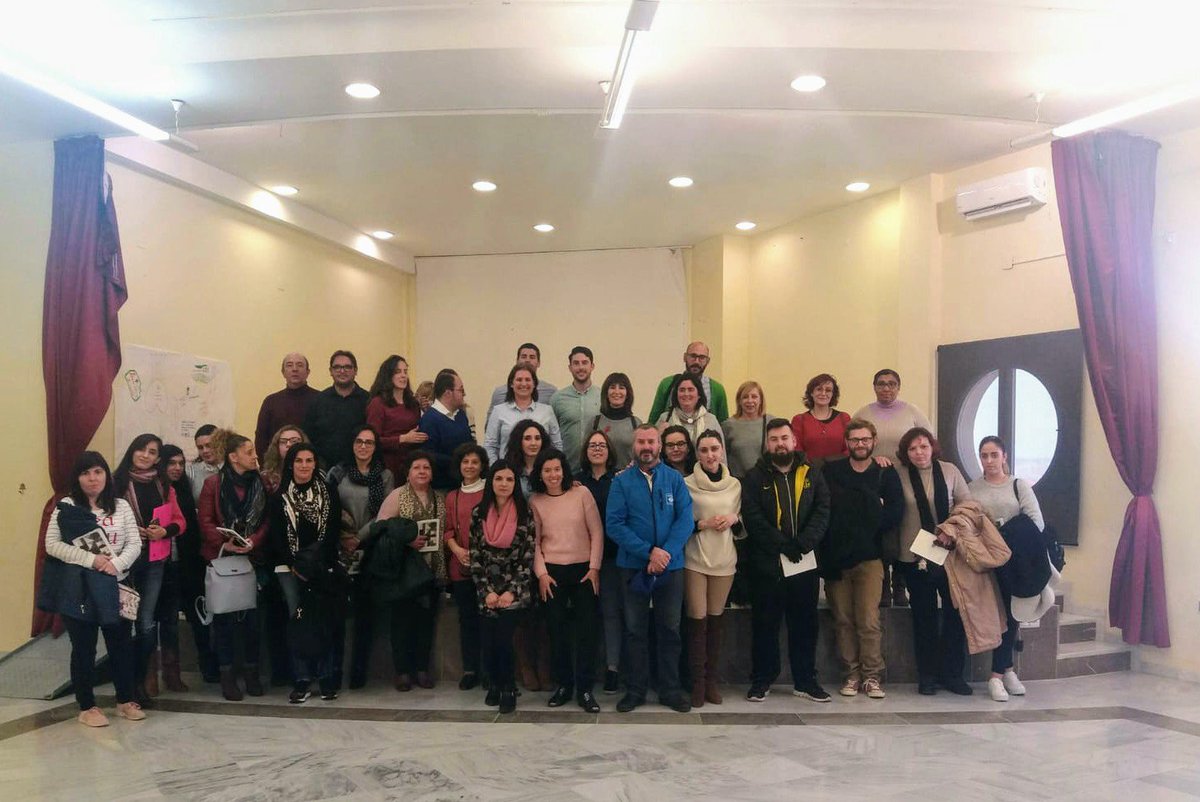 Maracena2018's tweet photo. Equipo de @Maracena2018 junto a @LanzaderaGuadix y nuestros compañeros de Cuevas de Almanzora en la presentación de @GrupoCosentino dentro del programa de @Lanzaderas_EES https://t.co/gATKsrOhws