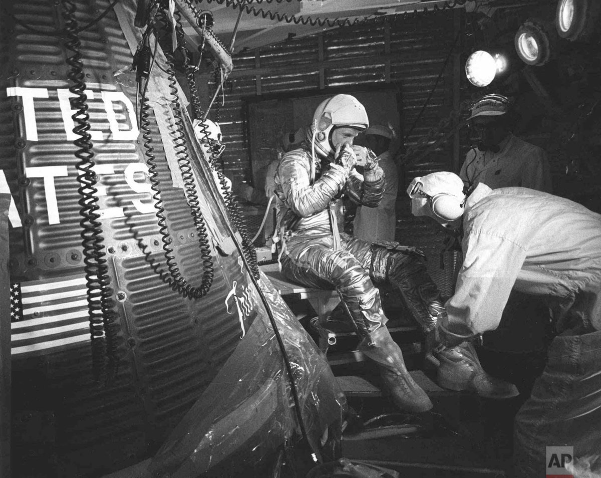 #OTD in 1962, astronaut John Glenn became the first American to orbit the Earth as he flew aboard Project Mercury's Friendship 7 spacecraft, which circled the globe three times in a flight lasting 4 hours, 55 minutes and 23 seconds.