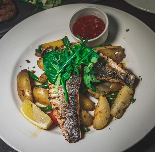 LeMadisonGrill's tweet photo. So who would be cleaning this plate up in a matter of minutes? ??

? 020 7247 0679 
? https://t.co/VEv1d6Gbcp https://t.co/HIDN3JFBgk