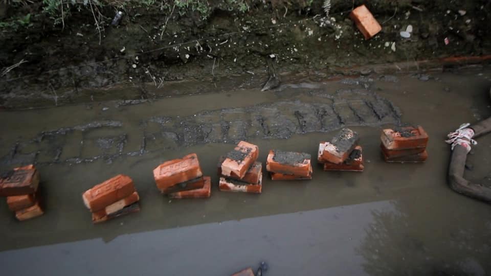 Nirmaltamang1's tweet image. विकासको काममा कमजोरी मात्र छैन चरम लापारवाही भएको प्रमाण हो । @ADB_HQ @Hello_Sarkar संग अनुगमनको अनुरोध गर्दै गुनासो दर्ता गरीदिन पनि अनुरोध छ । @opm_np  विराटनगरबाशीले बिगत २०१३ देखी भोग्दै आएको नियती हो । goo.gl/1XLr5D  goo.gl/aCJwsH #RUDP #MalDevelopment