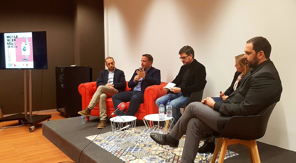 studiogenesis's tweet image. Primera mesa redonda sobre Gestión y casos de éxito de la movilidad en el territorio en @firareus con @studiogenesis, 
 @TSystems_Iberia, @CENIT_Research y @reusmobilitat moderada por @TgnSmart
 
#MobileWeekReus