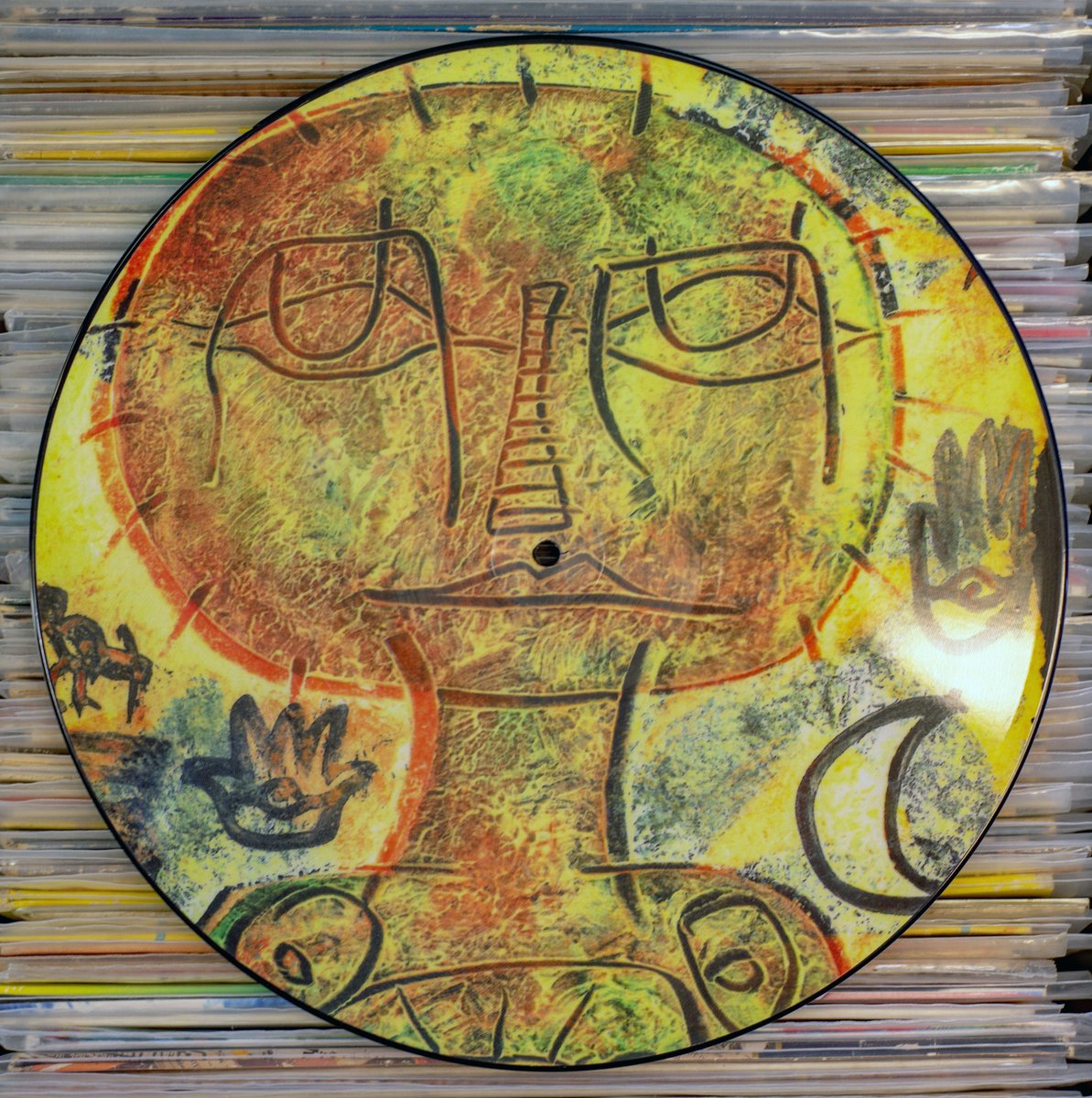 IslandVintage_'s tweet photo. #Vinyl of the day: Achtung Salaam! by Neil Sparkes &amp; The Last Tribe

#picturedisc #art #records #neilsparkes #thelasttribe #recordshop #recordstore #ramsgate #thanet #kent #house #tribal #ambient #photography #nikon #d610 #vinyloftheday #housemusic #achtungsalaam! #record https://t.co/umbt2IOxL6