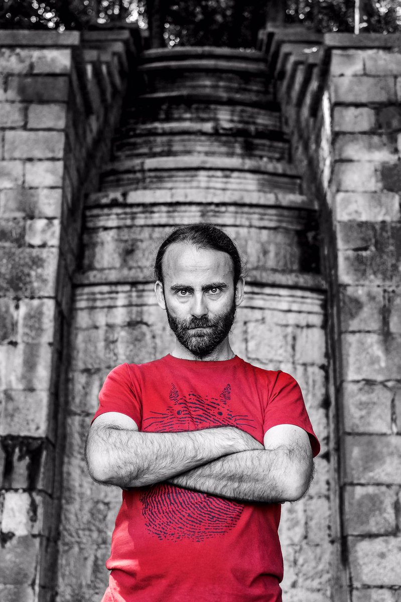 Edeo_'s tweet photo. @sombraysauce estará el próximo mes en #Edeo. El autor de @FantascyLibros e @InsolitaEdit nos enseñará que se puede ser chungo con dulzura y que debemos romper con estereotipos dañinos que se muestran a través de la literatura. Pero de buen rollo 😂 ¡Ya mismo lo tenemos aquí! https://t.co/asKi9OPcFn