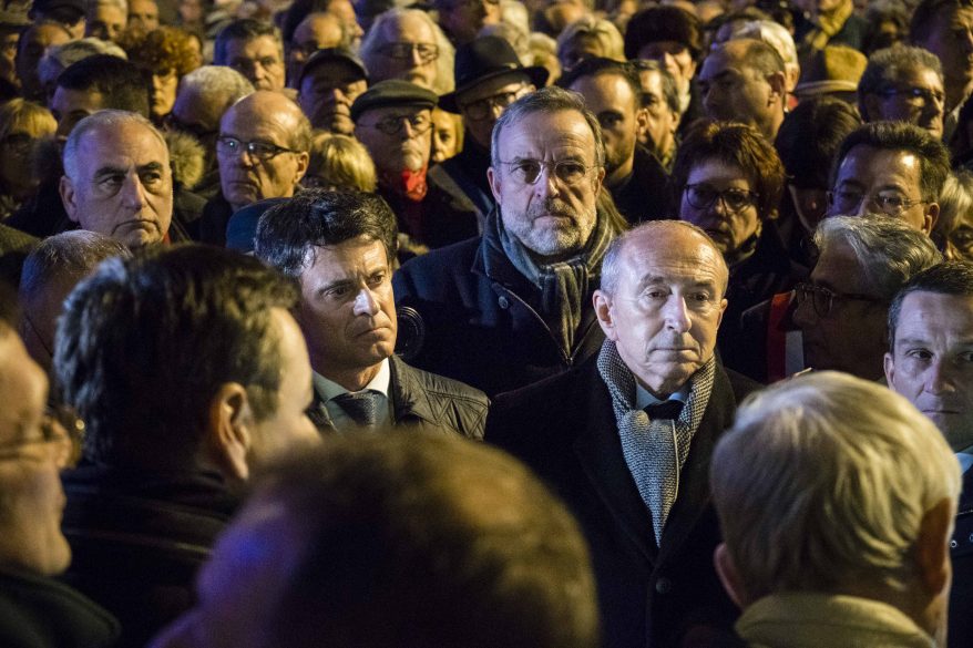 Gérard Collomb : “Il faut combattre l’antisémitisme avec force” dlvr.it/QzHht8