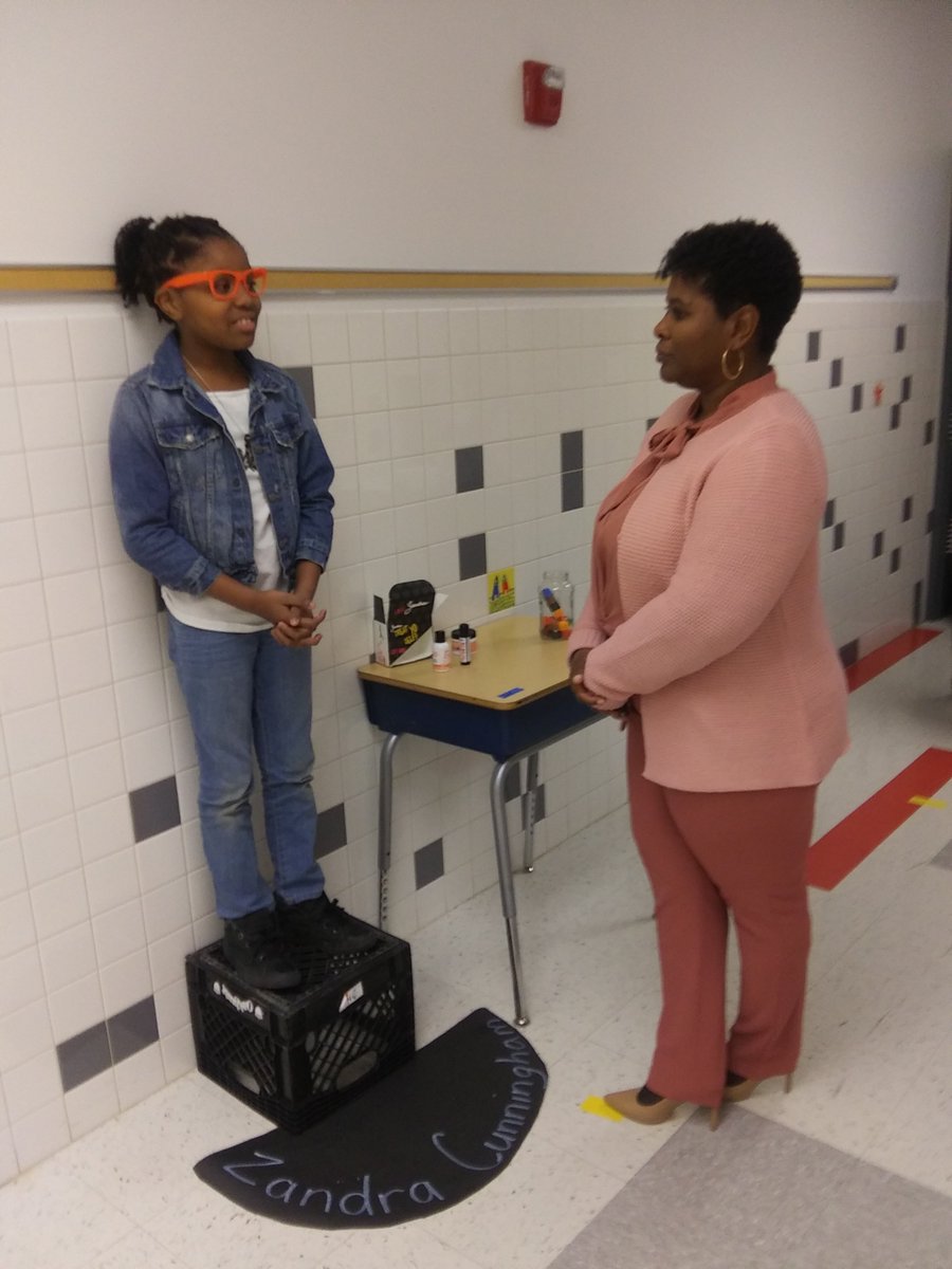 DianeM_87's tweet photo. #BlackHistory #Zandra #TeenCEO #azariahsinnocence #Alicia #KidScientists #Excellence #RoleModels #ThirdGrader #ParkviewElementary @ParkView21 @ebracyPPS https://t.co/cEBS5f9gll
