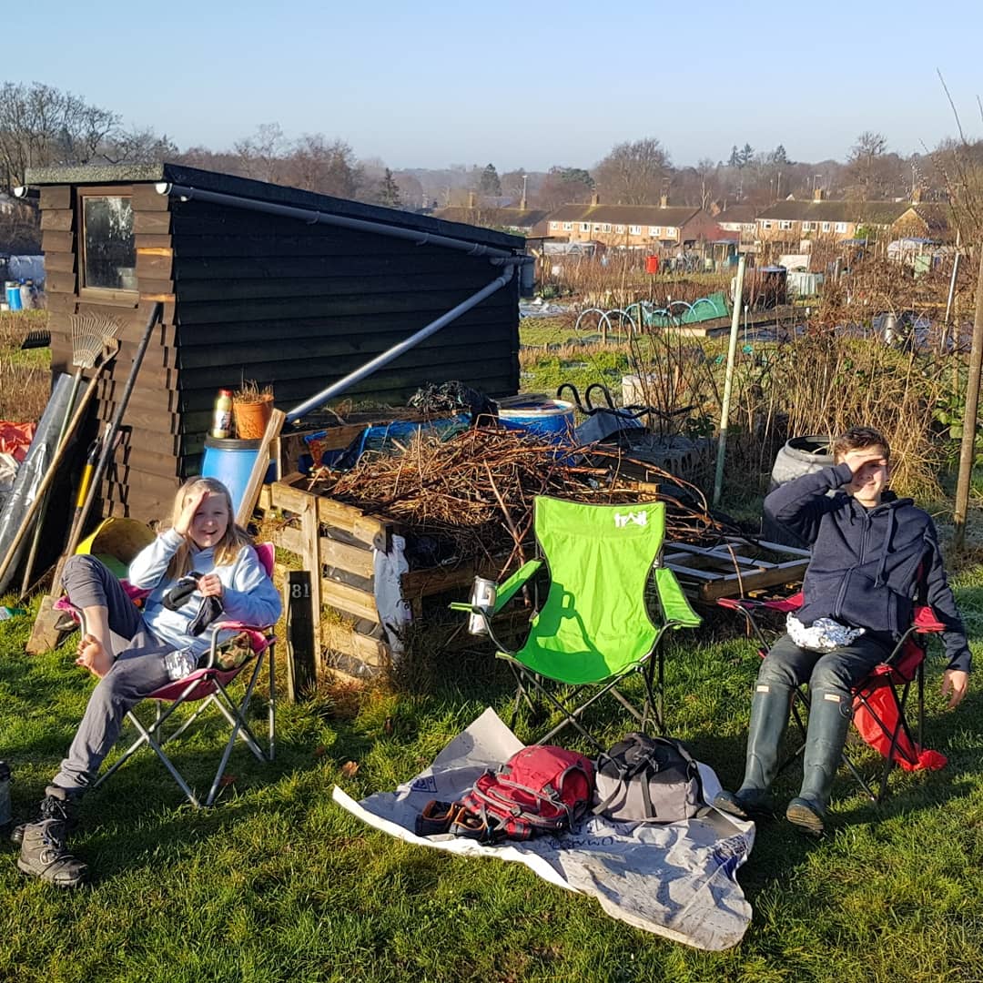 InsideOut_HGI's tweet photo. 7.30am Day 1 #Plot81. Bacon sandwich & Hot choc. 4 ton bags of rubbish, basket of metal, Plot measured. Fair amount to clear & plan but both monkey's up 4 the challenge. #halftermfun #growyourown #futuregeneration #learingonthejob #RHS #WeAreAPL #Gardeners #allotmentfun https://t.co/jH7dclEAvu