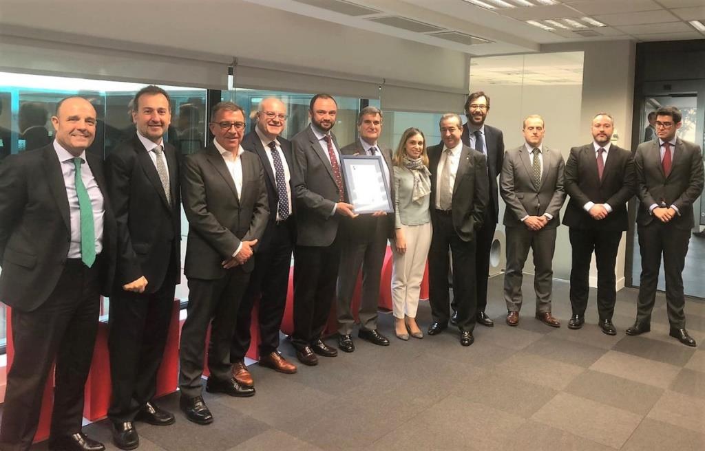 Enhorabuena <a href="/schindlergroup/">Schindler</a> por el proceso de transición a la nueva norma #ISO45001:2018 Una de las primeras empresas en obtener la certificación en esta norma internacional.
bit.ly/2Gw52C0
