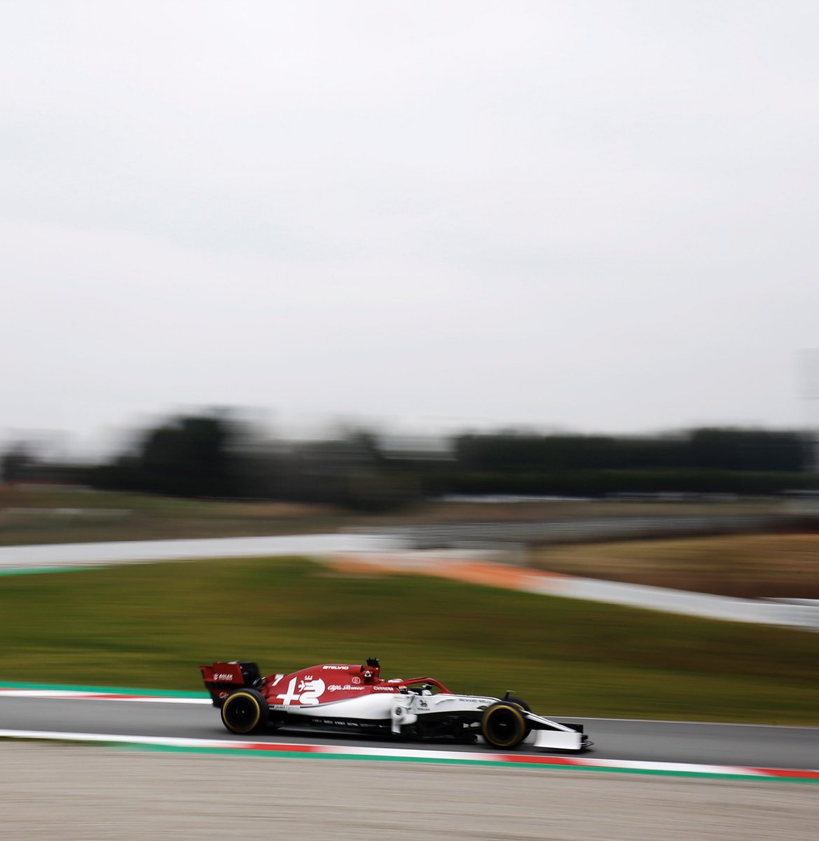 audif1_'s tweet photo. Wawaweewaaa! 💨💨💨 What a lap for Kimi! 🚀 An awesome 1:17:762 and P1...  #Kimi7 #F1Testing https://t.co/Q6RdXb4Y1J