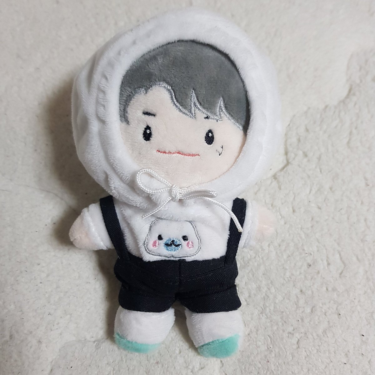 Dhdrjddn's tweet photo. 1차 옹아리 양도해요
풀특(후드, 멜빵, 인형, 양말), 외출X

운미포 3.0 뎀주세요 : ) 

ㅅㅊㅇ) 옹성우 인형 물개옹 옹아리 코코아옹 뱅옹 https://t.co/PMPvOjb9UO