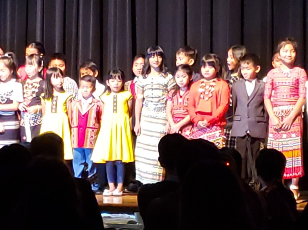 Thxs <a href="/LHSHarmon/">LHS Harmon Campus</a> for allowing us to experience this great night. <a href="/Central_ES/">Central Elementary</a> students really enjoyed it all. Thxs @LACoachArmijo for helping me take them!! #ChinFestival