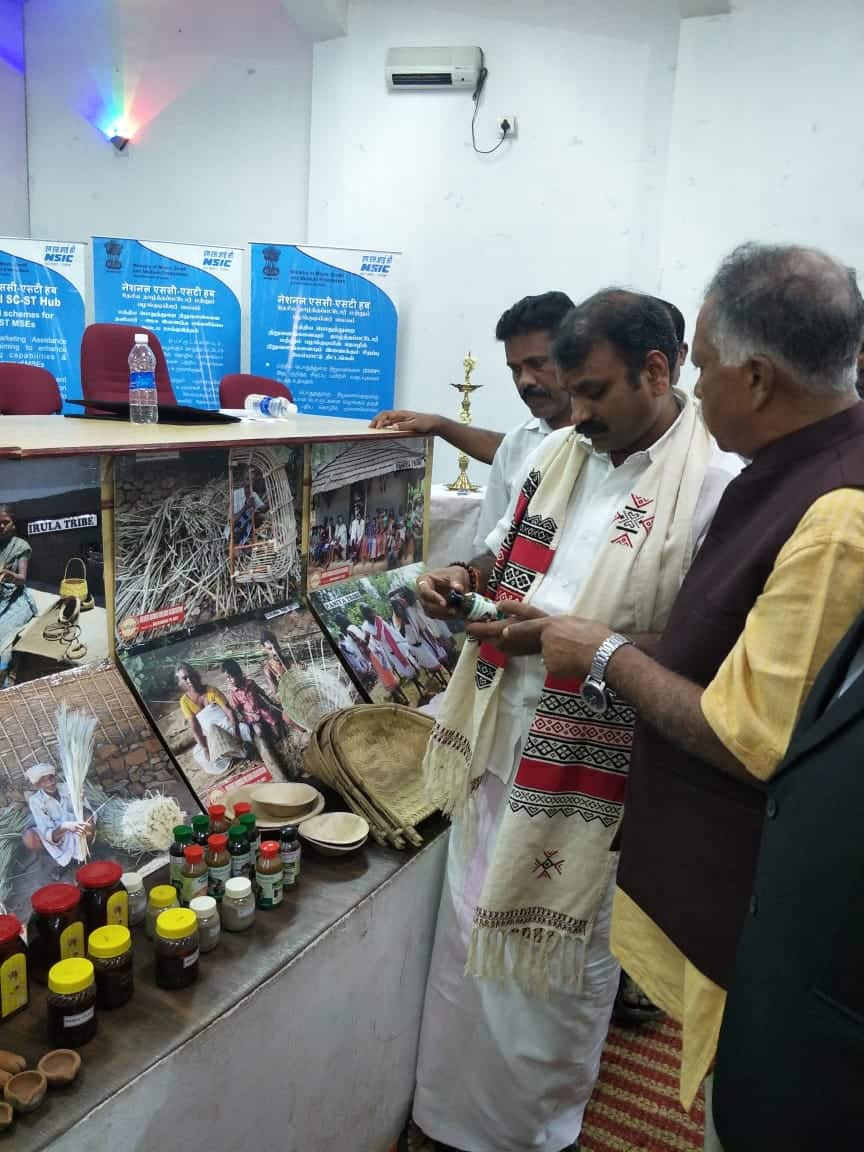 DrLMurugan's tweet photo. On Tuesday,19-02-2019 Inaugurated #SpecialVendorDevelopmentProgramme at HADP hall, Ooty, NilgirisDistrict Organised by National #SC #STHub #NSIC & #MSME.
Officials were included: KVIC Development officer, Zonal Head NSIC, MSME Director, Tea Board.
#SC #ST #SVDP #Hub https://t.co/0tBC5toJna