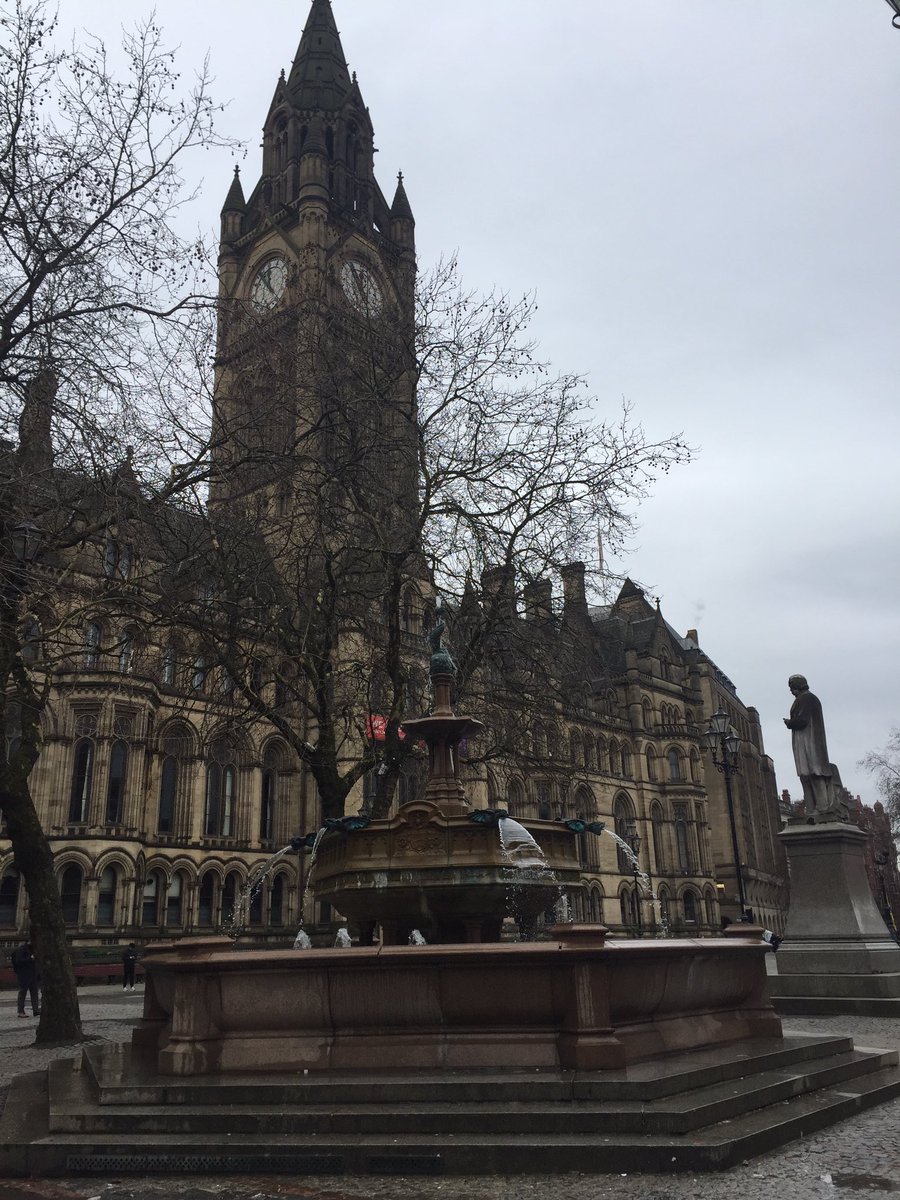 MatthewFedigan's tweet photo. @AndyBurnhamGM Privilege to have presented the #propertypledge to @greatermcr &amp; @ManCityCouncil A new initiative created by @DomecPS in conjunction with @LandAid @paulmorrish46 &amp; @RICSnews to fight #homelessness by harnessing expertise of northwest private &amp; charitable sectors https://t.co/jJ9BZKLDRm