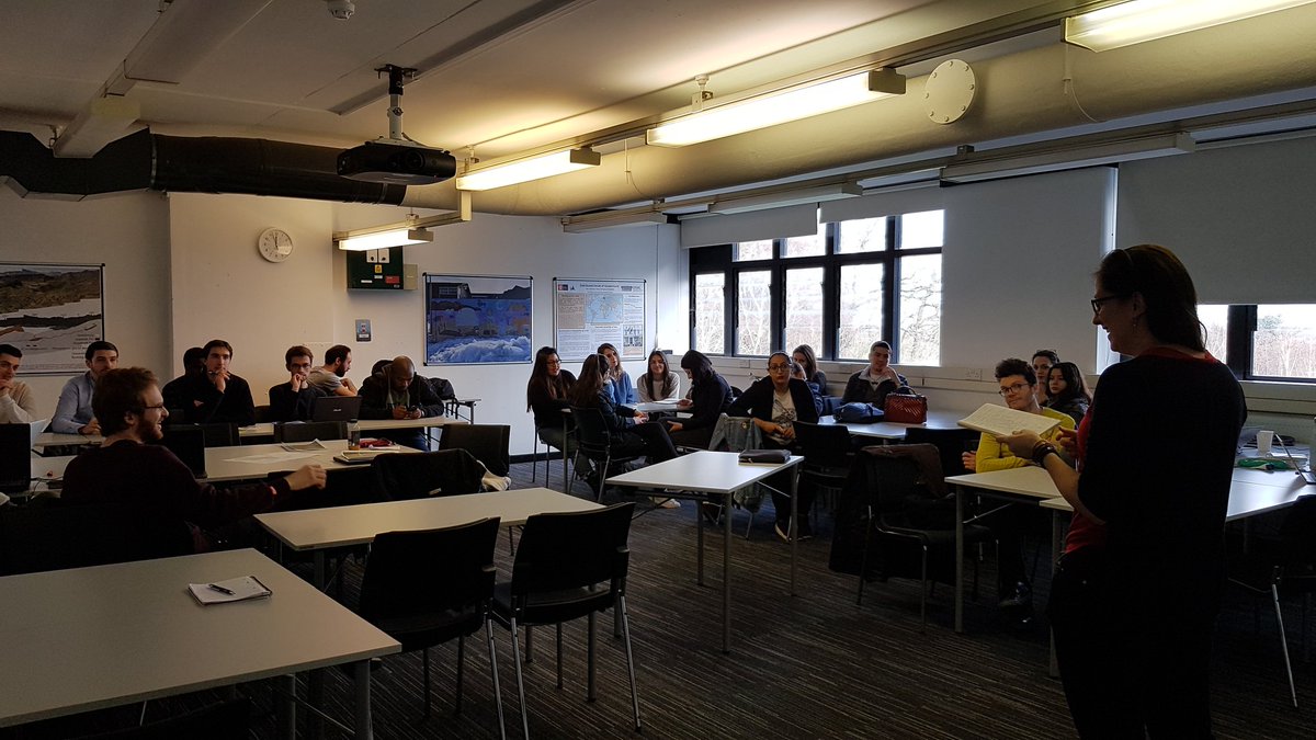 WGeomatique's tweet photo. DAY 3 : new meeting to define the structure of our final presentation #2ndreferendummappingworkshop #Brexit @MGeomatique @RHULGeopolitics https://t.co/Mir9xx1GTk