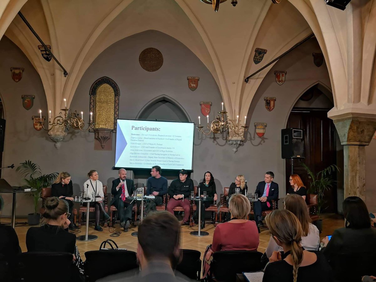 StartinLV's tweet photo. Rich representations of shakers and movers in local and international ecosystems. Can community be the driving force of a startup nation? @RigaVSummit 2019 https://t.co/yte5mHkmR9